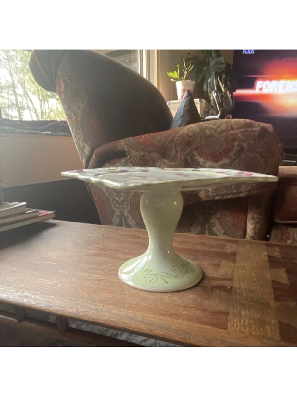 Tracy Porter Ceramic Cake Stand in Cream and Pink Floral